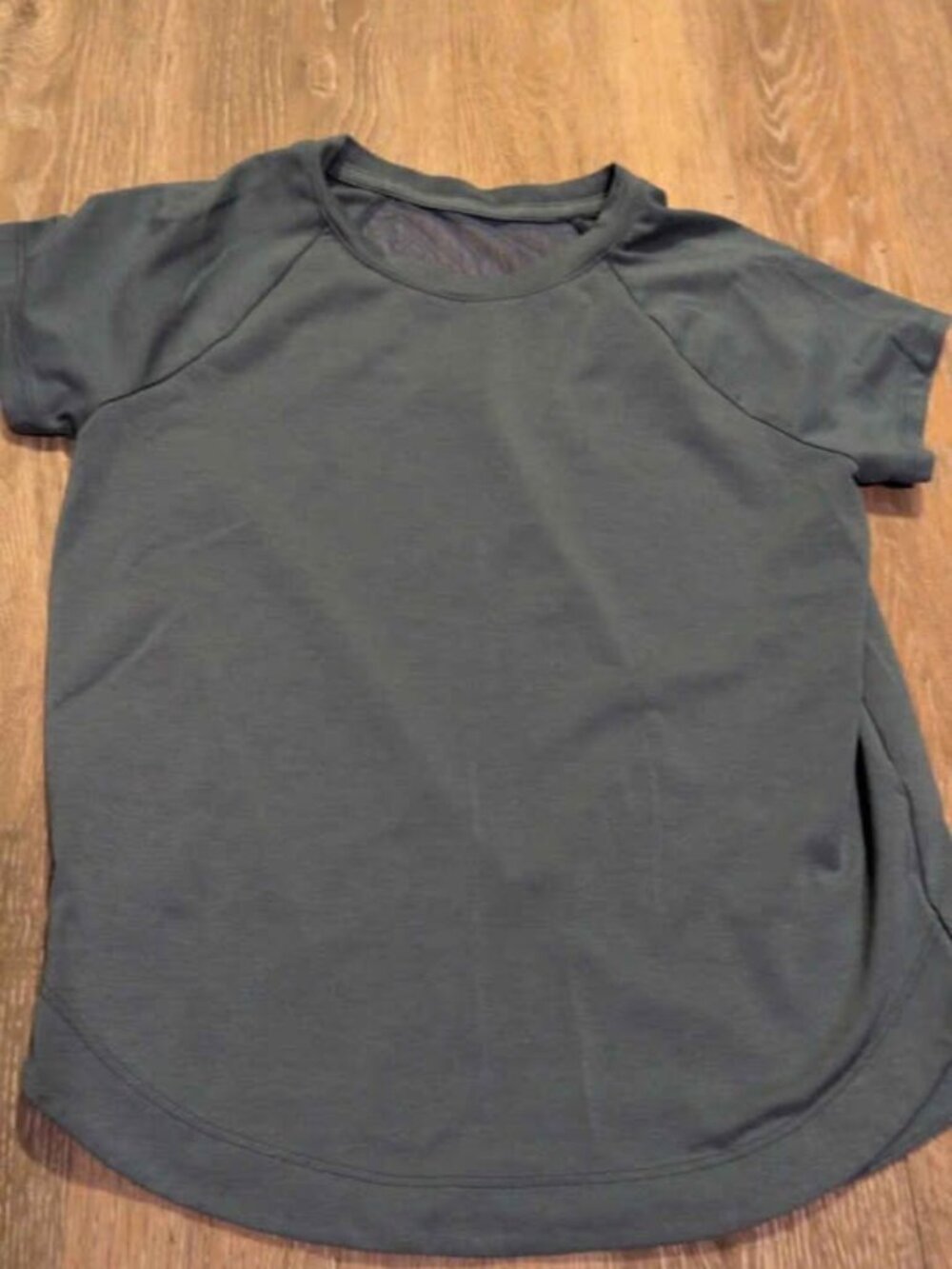 Athleta Girl Short Sleeve Activewear Top Size M/8